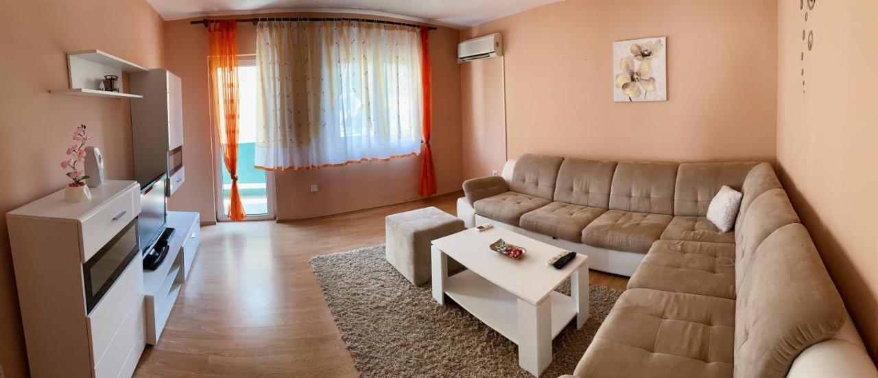 מוסטר Apartment Sunny Bulevar מראה חיצוני תמונה